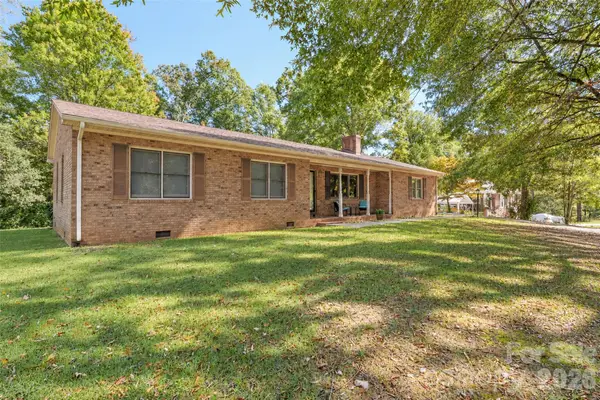 206 Bleynat Street, Valdese, NC 28690