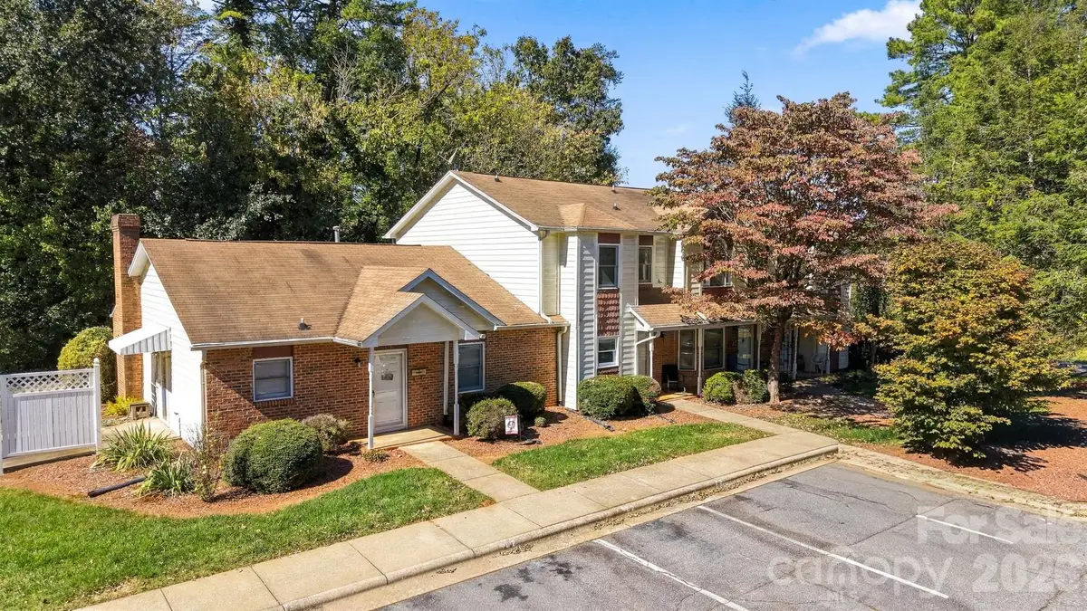 605 8th Avenue Sw #C2, Conover, NC 28613 - #1