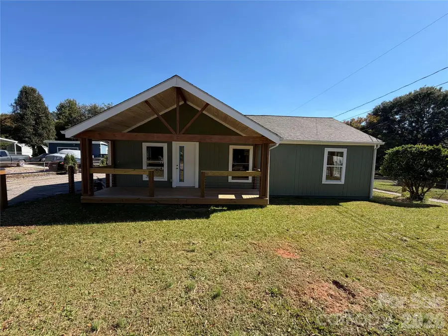 121 Autumn Leaf Road, Troutman, NC 28166 - #3