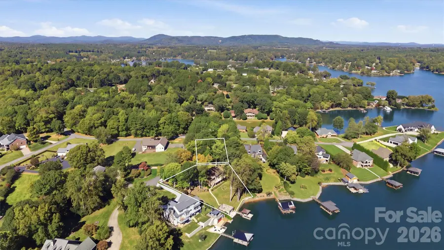 35 S Point Lane, Taylorsville, NC 28681 - #2