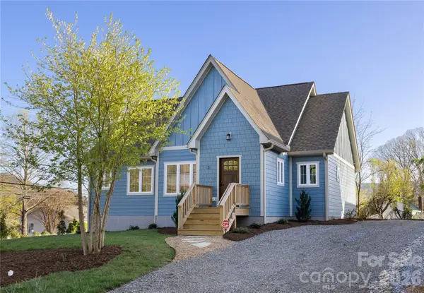 3 Mountain View Avenue, Black Mountain, NC 28711