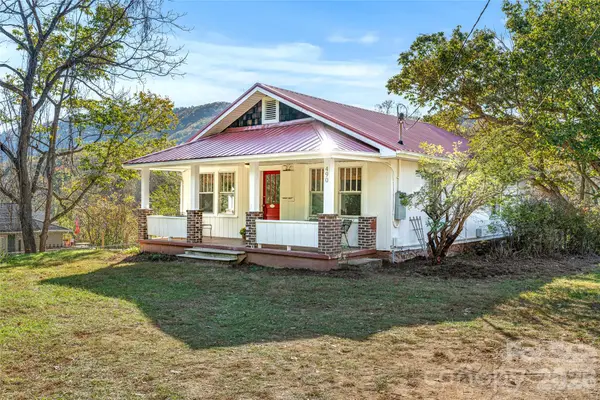 490 Rose Hill Road, Asheville, NC 28803