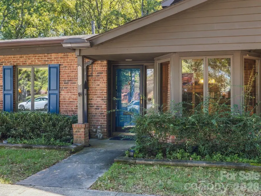 5429 Sharon Road, Charlotte, NC 28210 - #2