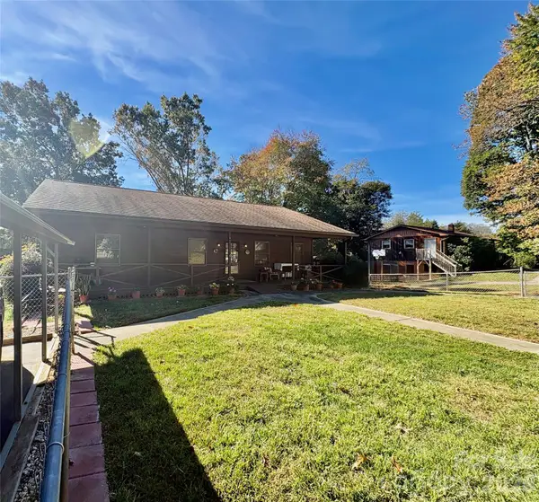 41 Eye View Road, Candler, NC 28715