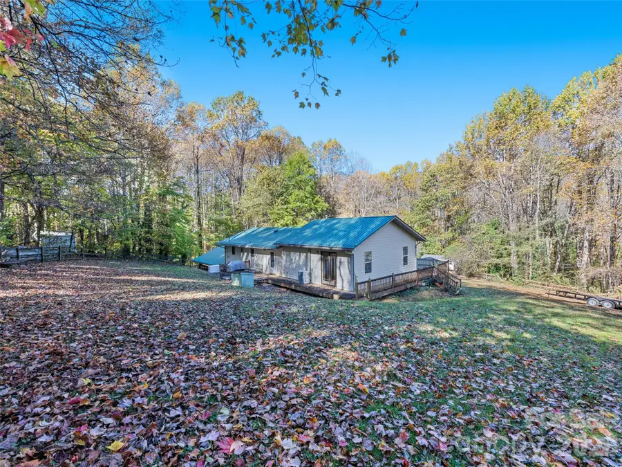 193 C E Smathers Drive, Waynesville, NC 28786 - #2