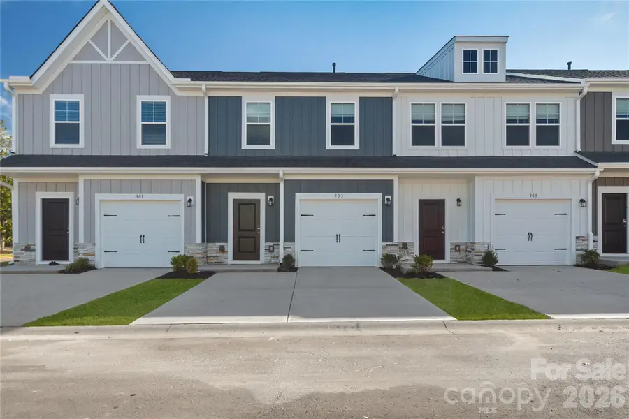 535 Barkdust Lane, Charlotte, NC 28216 - #2