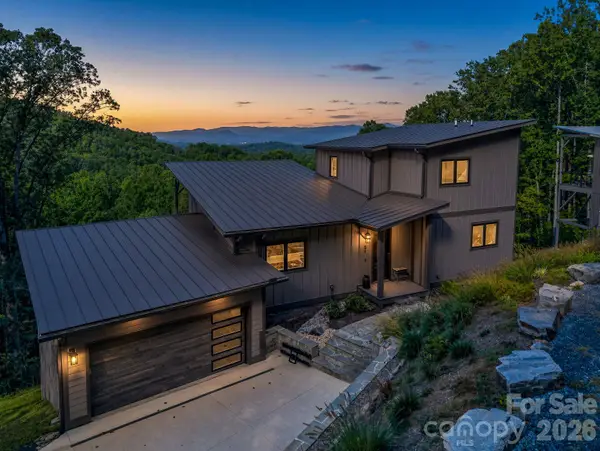 56 Scenic View Drive, Hendersonville, NC 28792