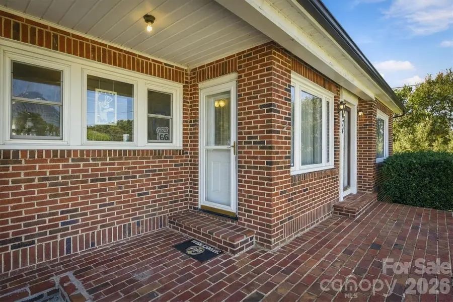 2674 Us 70 Highway E, Morganton, NC 28655 - #3