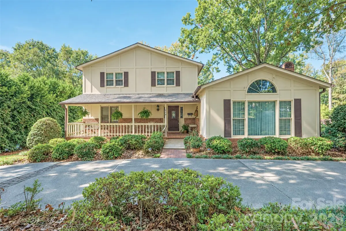 719 2nd Avenue, Conover, NC 28613 - #1