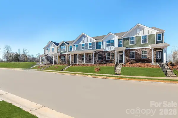 668 Sparano Loop #166, York, SC 29745