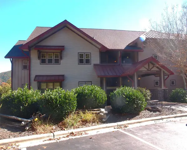1564 Country Club Drive #B 102, Maggie Valley, NC 28751