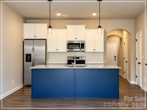 5917 Wallace Avenue, Charlotte, NC 28212