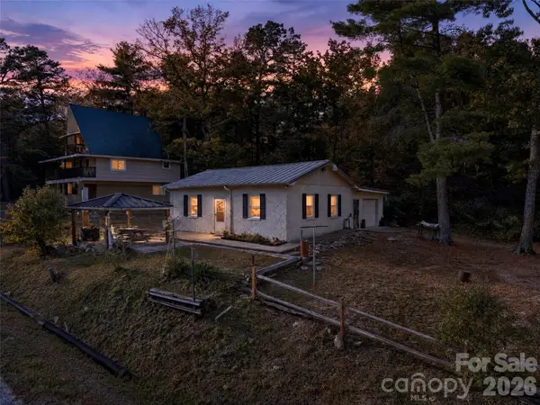 300 Doris Lisa View Drive, Hendersonville, NC 28792