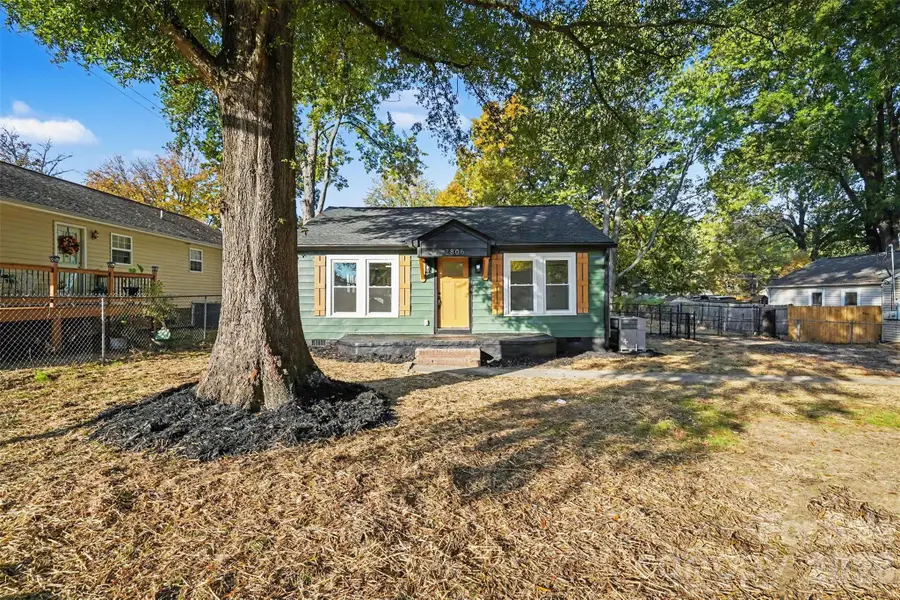 2806 Royal Avenue, Kannapolis, NC 28083 - #2