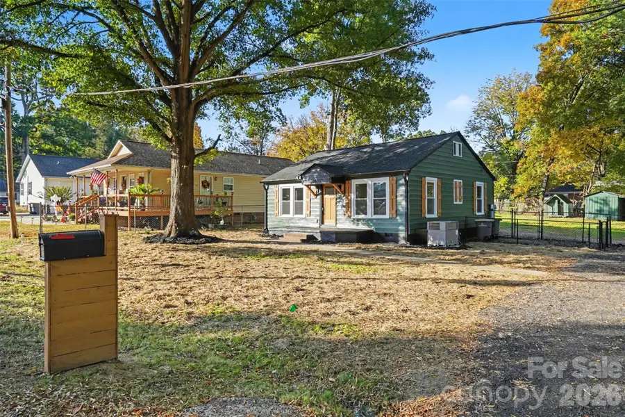 2806 Royal Avenue, Kannapolis, NC 28083 - #3