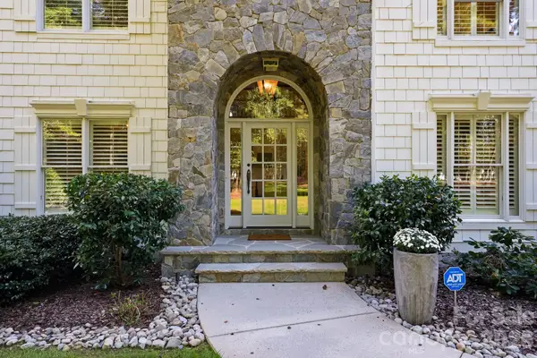 126 Great Point Drive, Mooresville, NC 28117