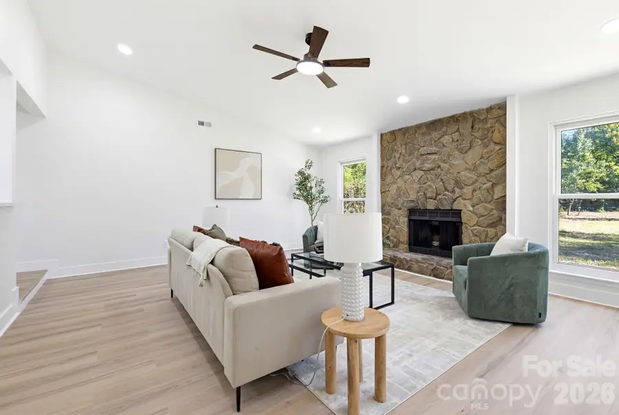 7532 Eastbourne Road, Charlotte, NC 28227 - #3