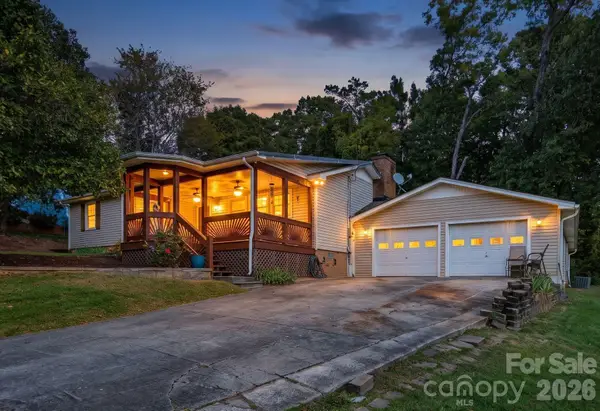 826 Silver Fox Drive, Concord, NC 28025