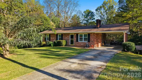 2735 Tablerock Road, Lenoir, NC 28645