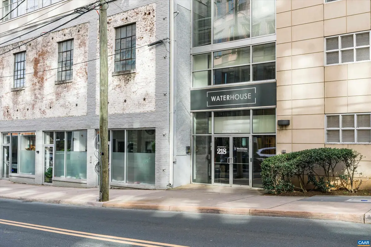 218 Water St W, Charlottesville, VA 22902 - Image #1