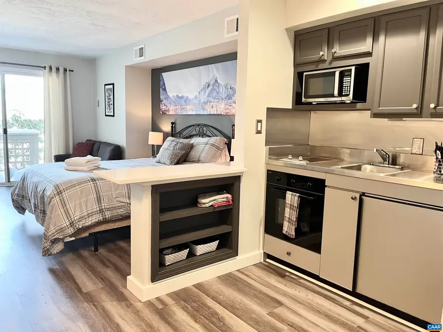2052 Stone Ridge Condos, Wintergreen Resort, VA 22967 - #3