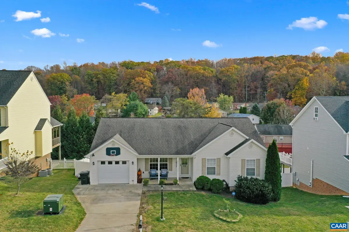 900 Geoffery St, Staunton, VA 24401 - #1