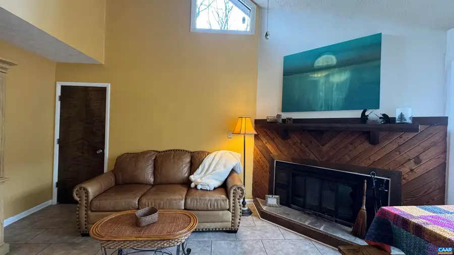 763 Laurelwood Condos, Wintergreen Resort, VA 22967 - #3