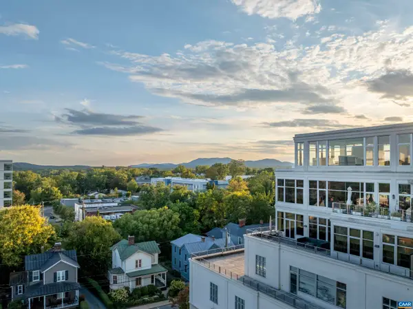 218 Water St W, Charlottesville, VA 22902