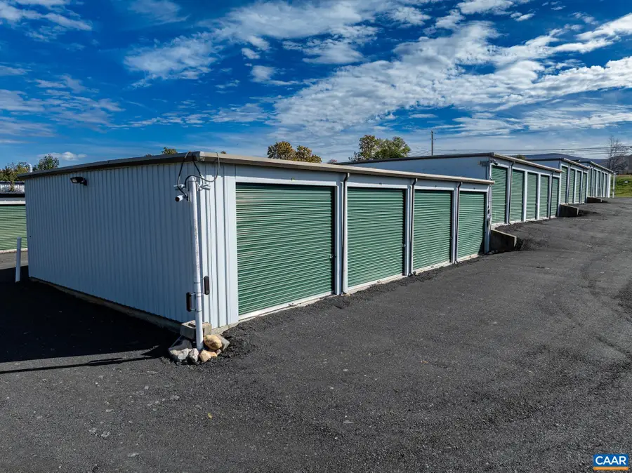 1430 East Side Hwy E, Crimora, VA 24431 - #2