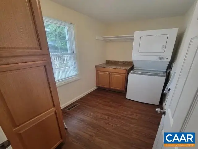 716 1st St S, Charlottesville, VA 22903 - Image #3