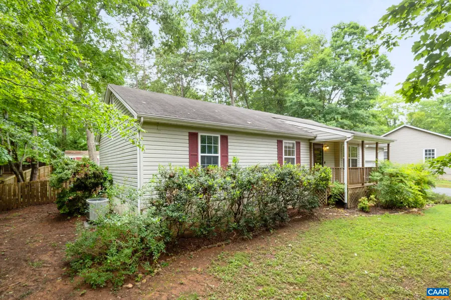 7 Riverside Dr, Palmyra, VA 22963 - Image #2