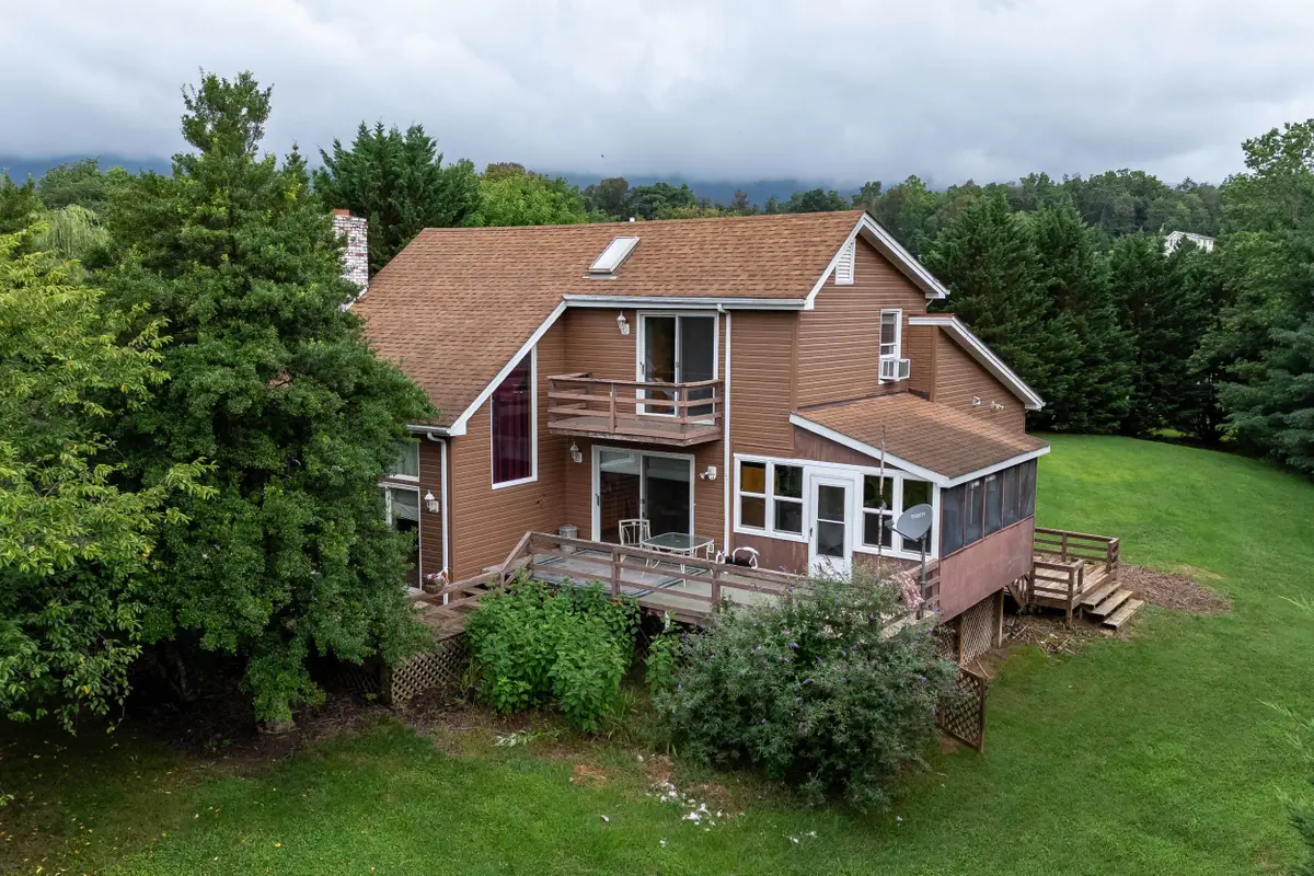 120 Big Oak Dr, Luray, VA 22835 - Image #1