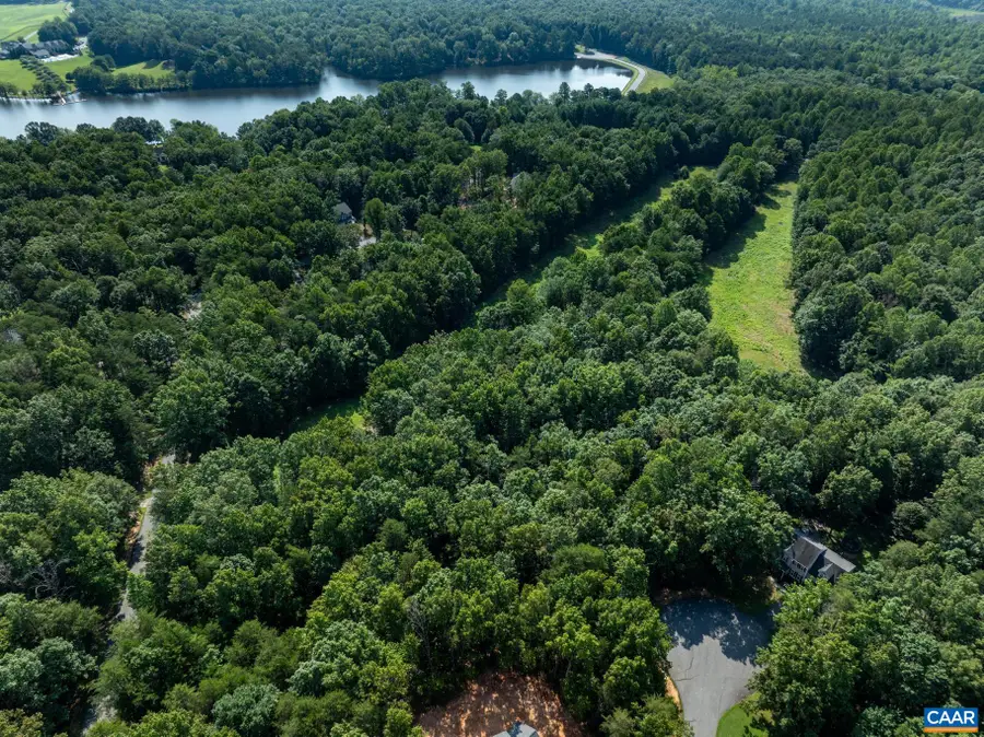 99 Oakmont Dr, Gordonsville, VA 22942 - Image #2