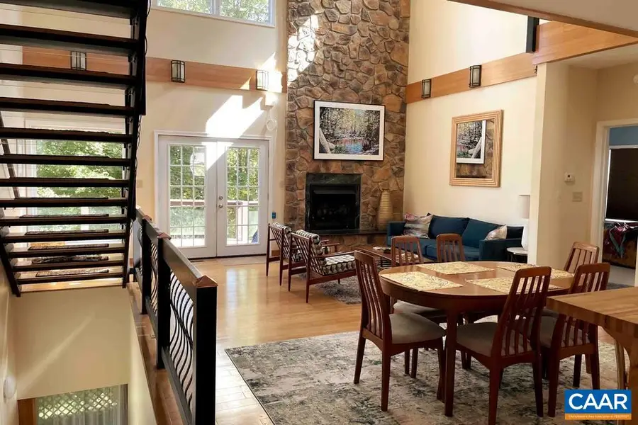 62 Summit Ct, Roseland, VA 22967 - #3