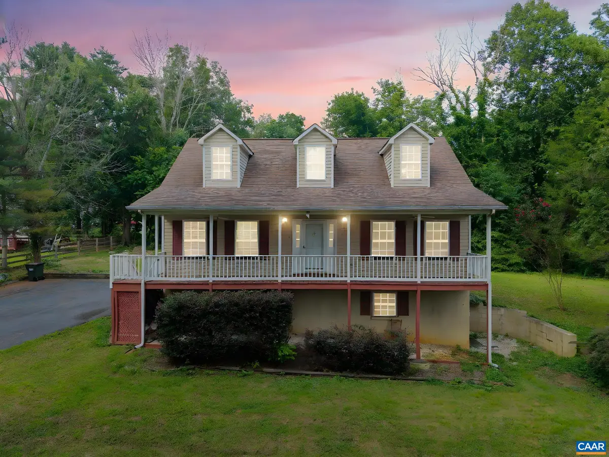 497 Sunset Dr, Stanardsville, VA 22973 - #1
