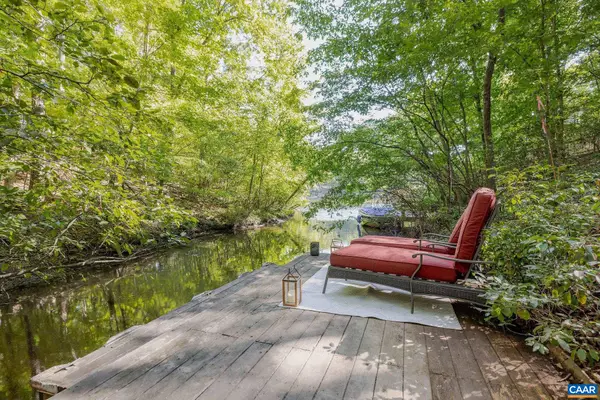 48 Smokewood Dr, Palmyra, VA 22963