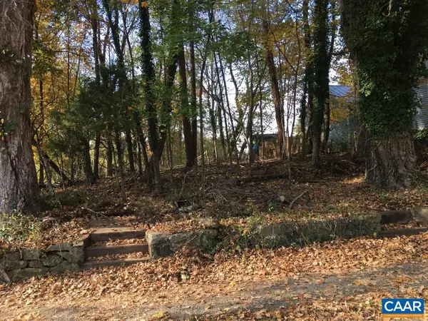 2004 Pireus Row, Charlottesville, VA 22902