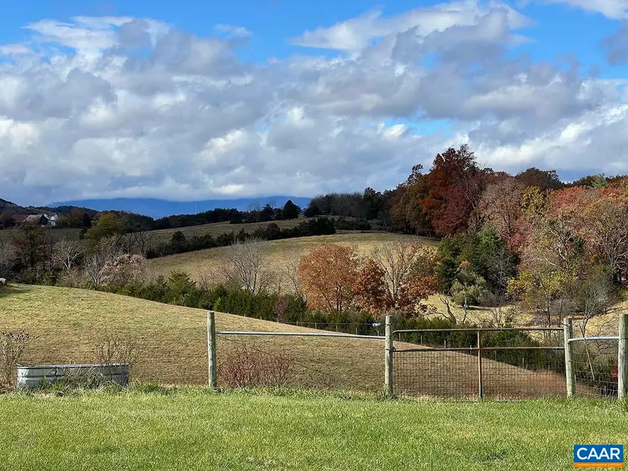 424 Balsley Rd, Staunton, VA 24401 - #3