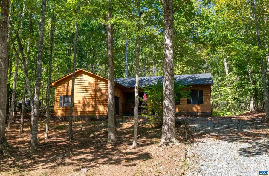 377 Jefferson Dr, Palmyra, VA 22963 - #3