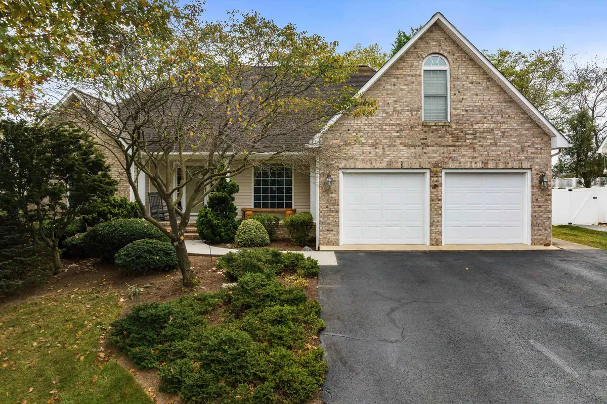 243 Northview Dr, Dayton, VA 22821 - Image #1