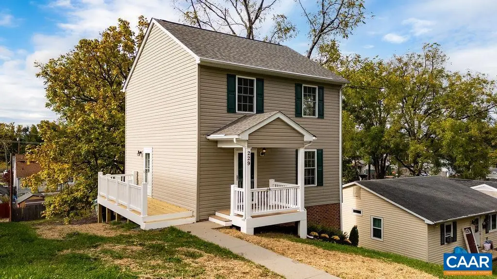 229 Winchester Ave S, Waynesboro, VA 22980 - Image #1