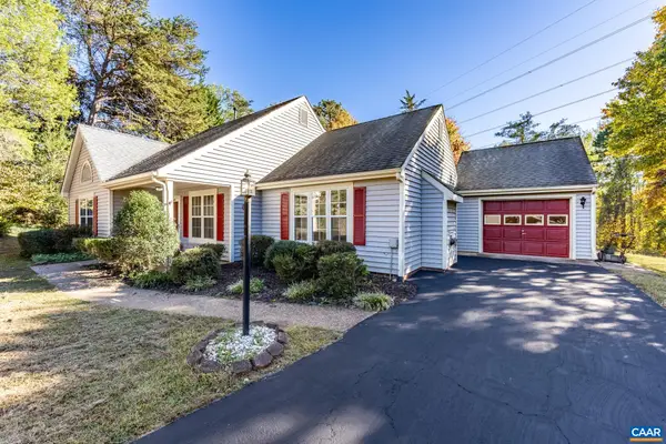 2067 Winterfield Cir, Charlottesville, VA 22911