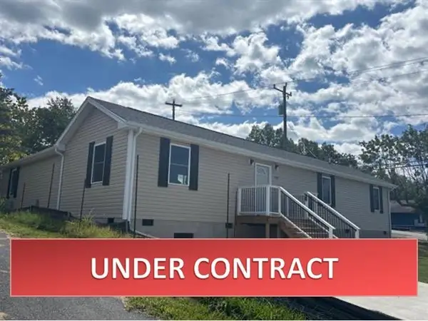 600 Bayard Ave N, Waynesboro, VA 22980