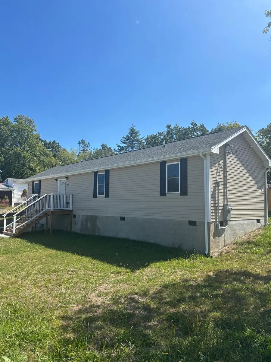 600 Bayard Ave N, Waynesboro, VA 22980 - #3