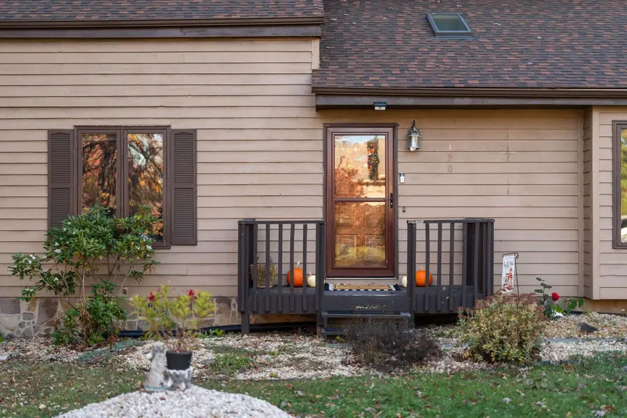 150 Falling Rock Dr, Stuarts Draft, VA 24477 - Image #3