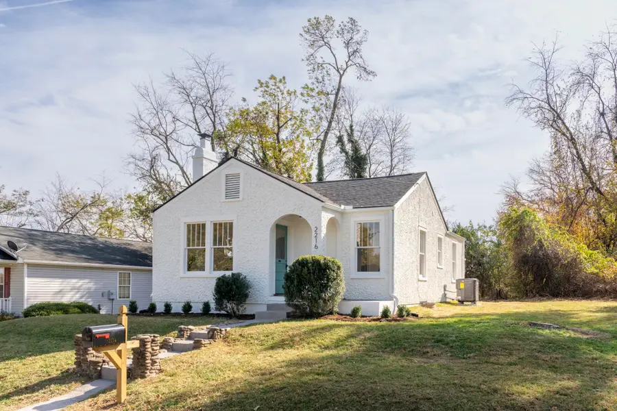 2216 Noon St, Staunton, VA 24401 - Image #2