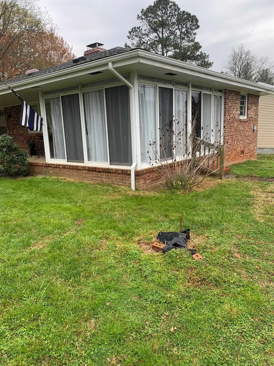 1392 Jefferson St, Boydton, VA 23917 - Image #2