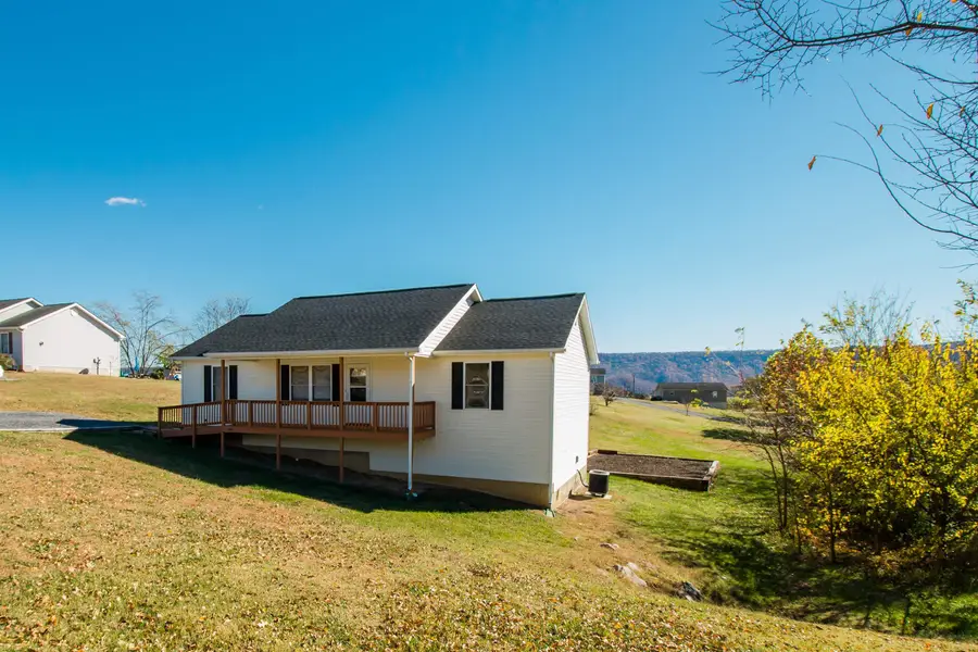 446 Summit Ave N, Woodstock, VA 22664 - #3