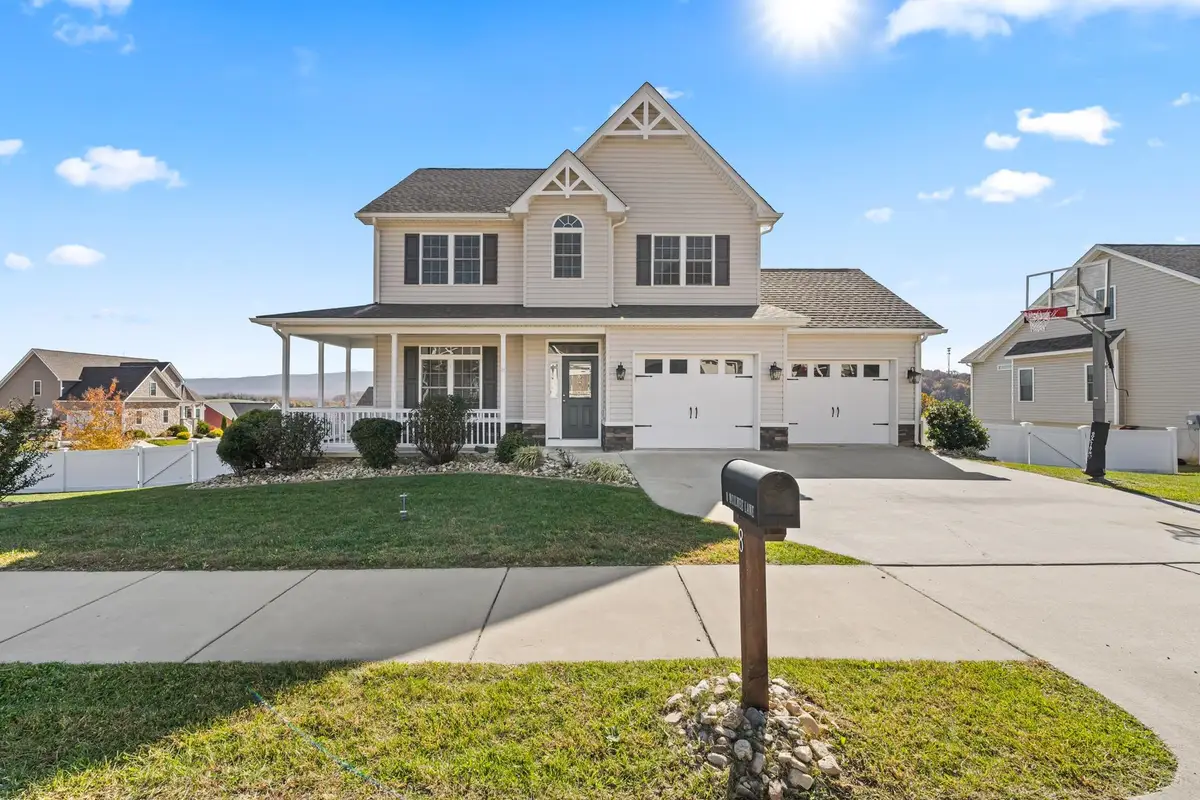 8 Mcilwee Ln, Staunton, VA 24401 - Image #1