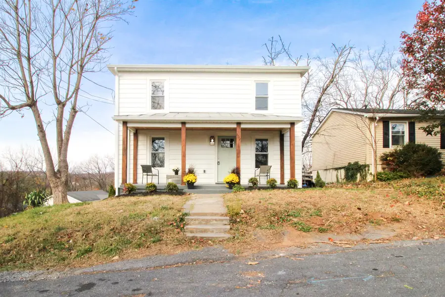 802 Burwell Ave, Staunton, VA 24401 - Image #3